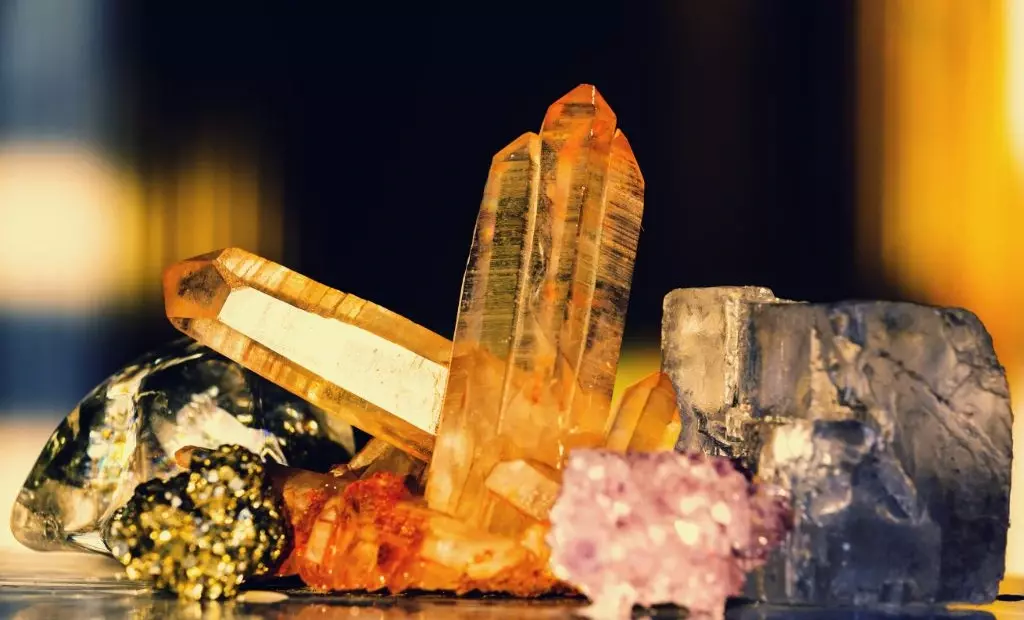 Color Changing Gemstones: Crystals that Change Color