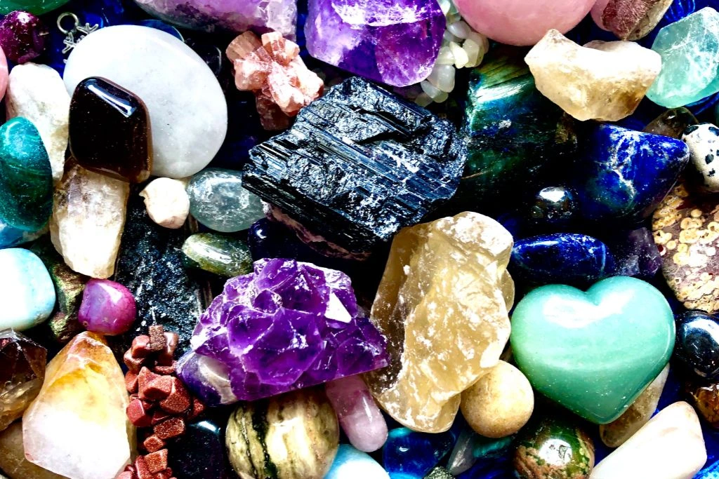 6 Best Crystals Kit for Beginners