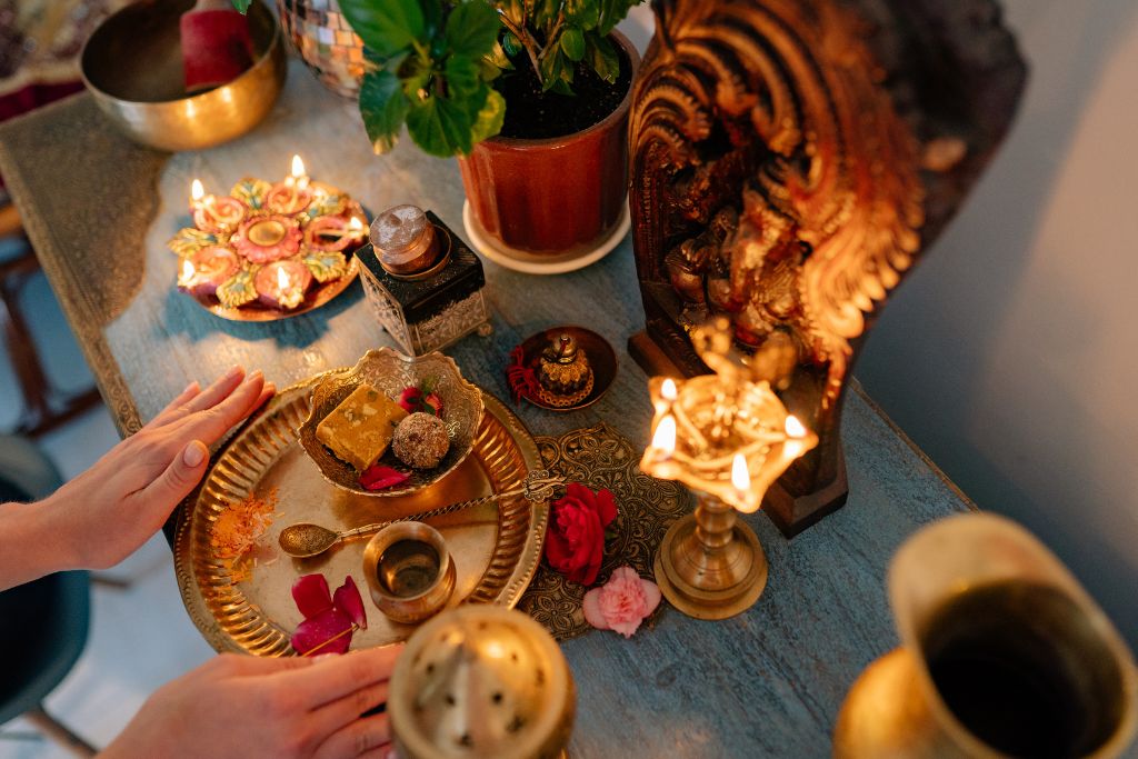 How to make crystal altar