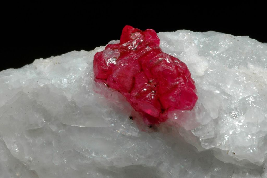 balas ruby on white rock