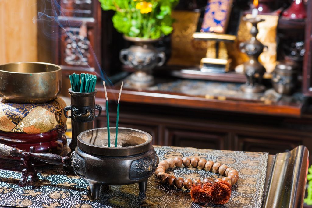 how to make altar 