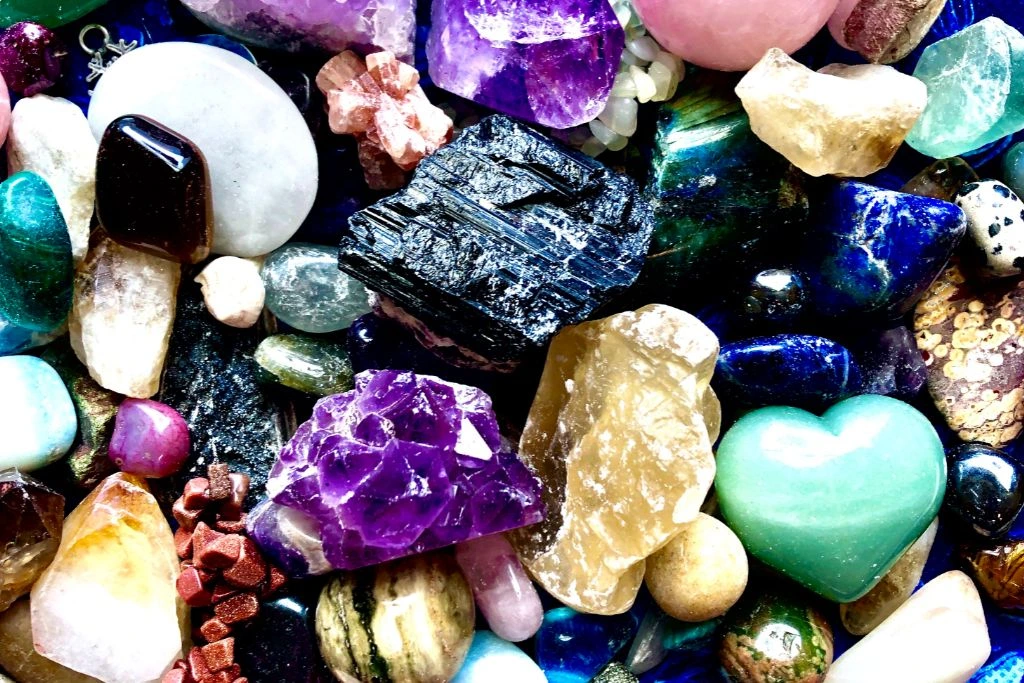 What Crystals Should Not Be Together? All Crystal