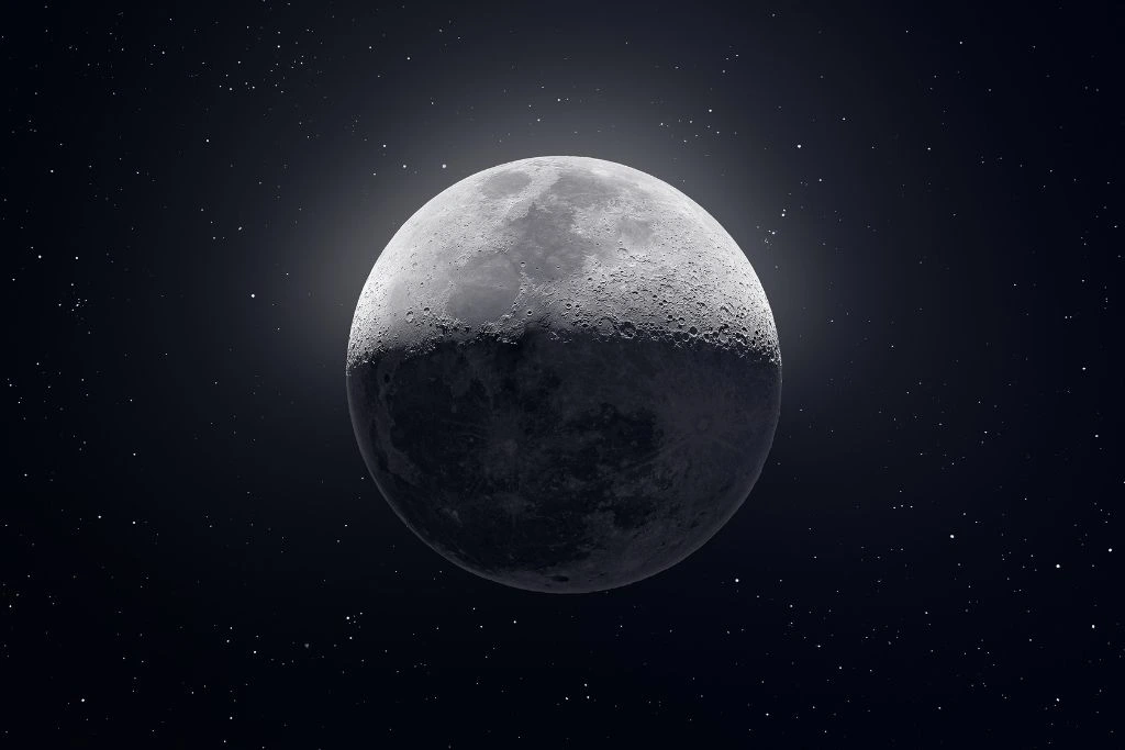 close up photo of the moon