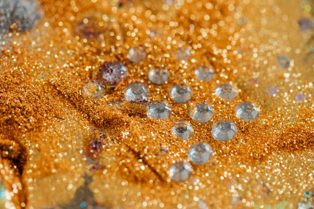 How To Tell if a Crystal Is Real (15 Signs and Tests)