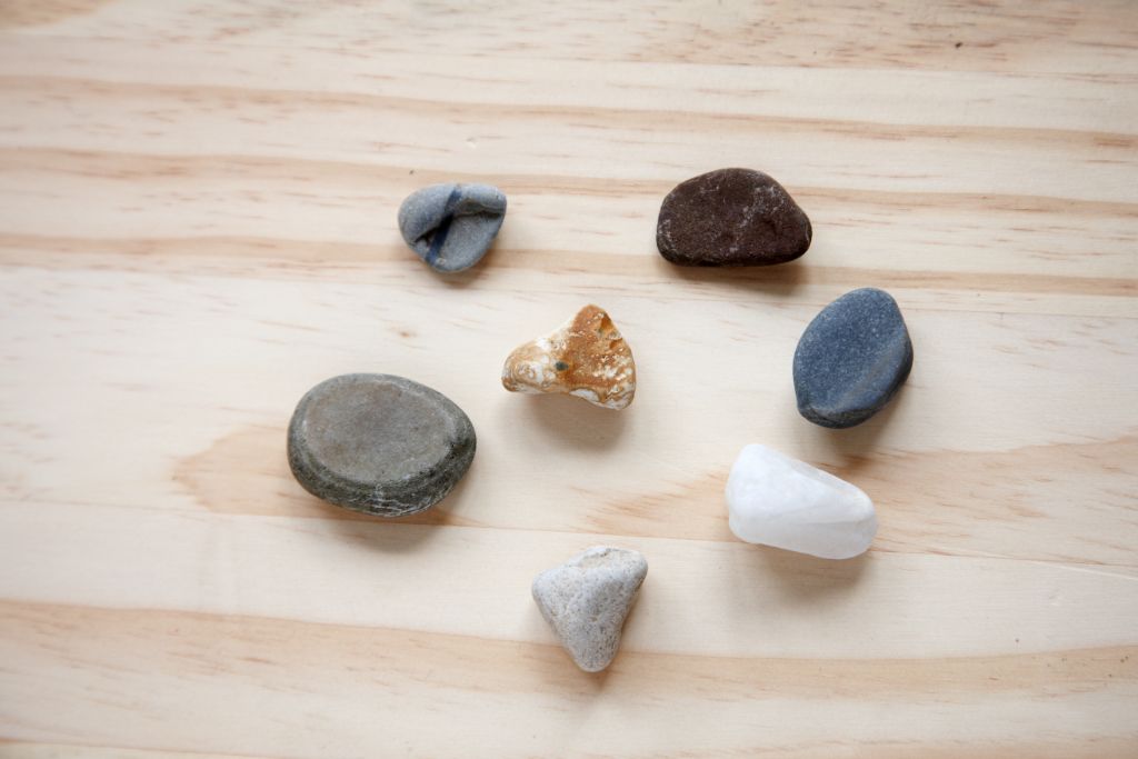 Worry Stones Meanings, History, Uses, and 14 Types AllCrystal