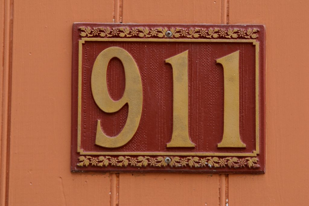 A house number that is 911