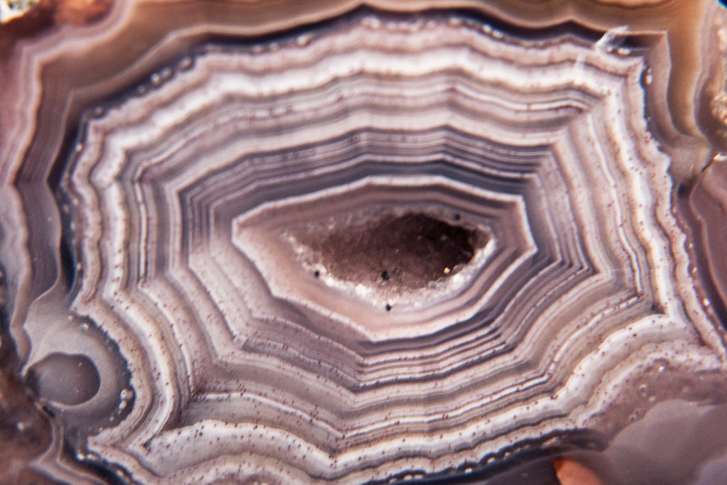 Banded Agate with banding patterns