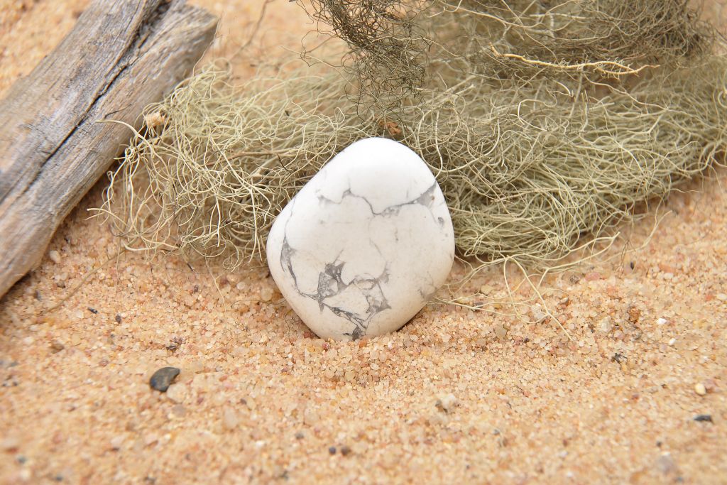 Howlite crystal on a dessert or sandy set up