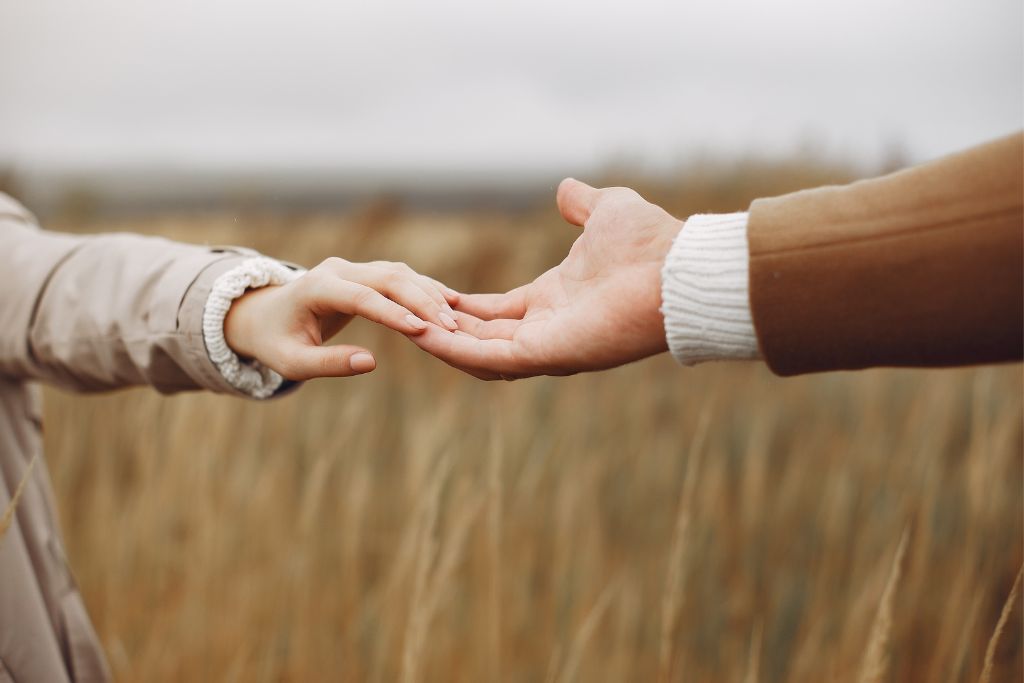 couple holding hands