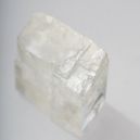 A white calcite on a whitish background