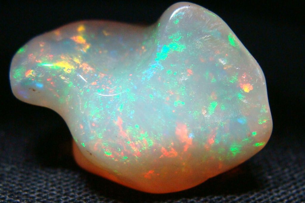 Welo Opal on a dark background