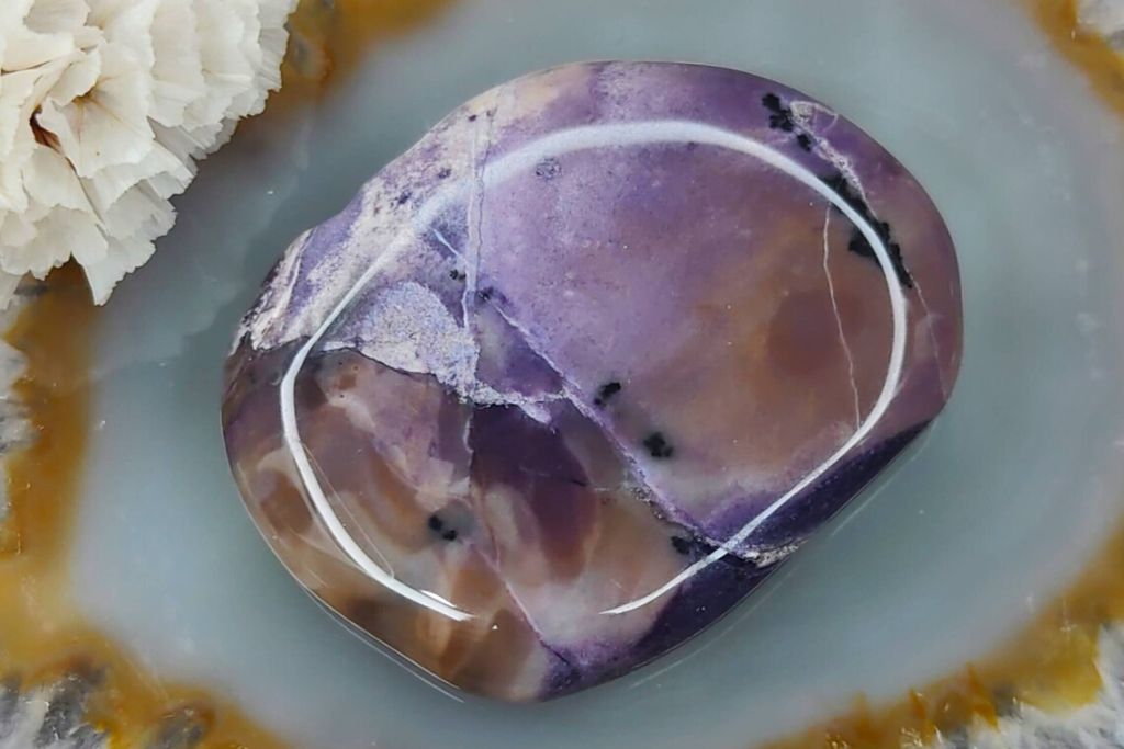 A Tiffany Stone on a agate crystal. Source: Etsy | MILADYCrystals