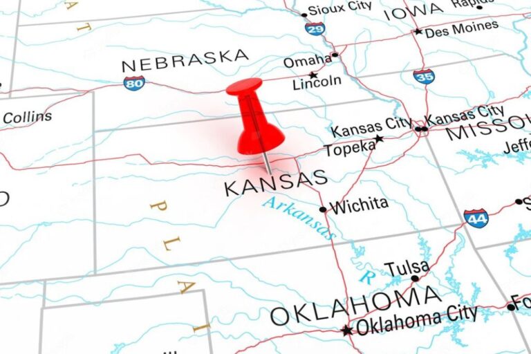 Kansas map with a red pin
