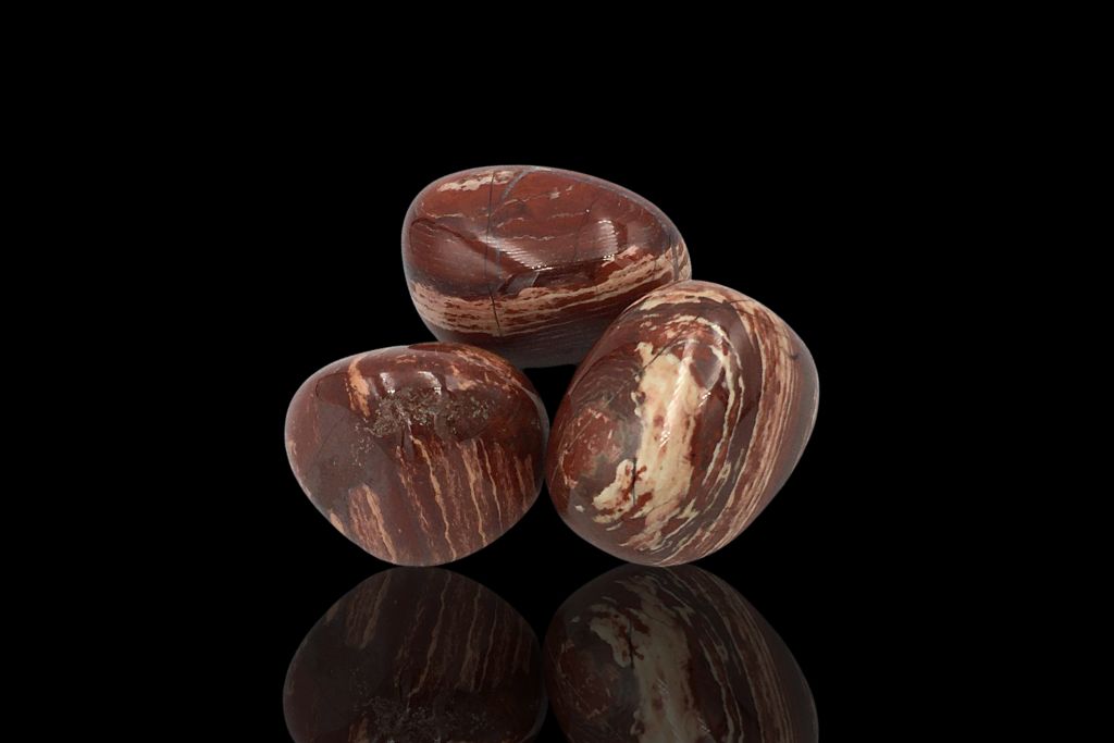 Bruneau Jasper on dark background