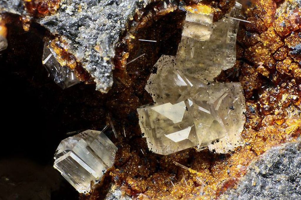 Clinoptilolite crystals on the ground