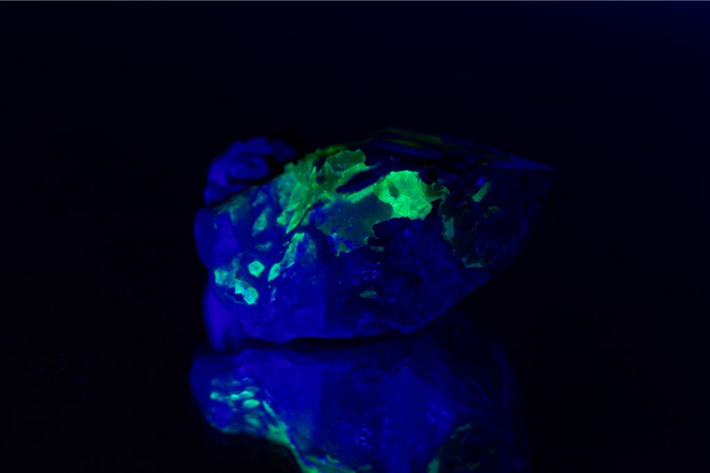 hyalite under UV light with luminescence 