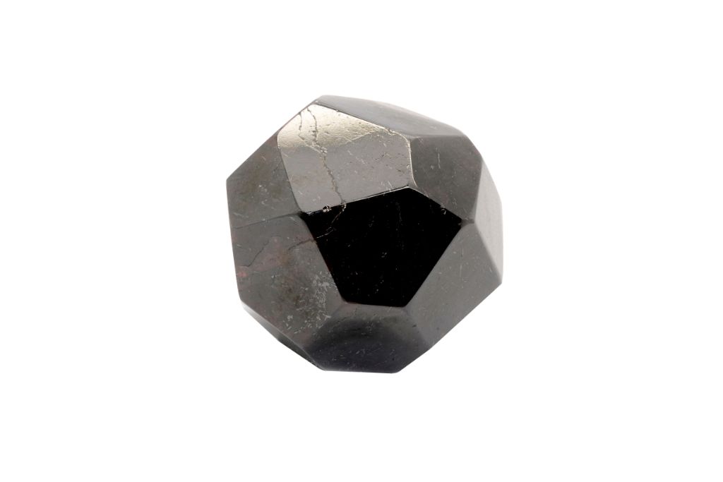 Melanite Garnet: Meaning, Properties, You Should Know