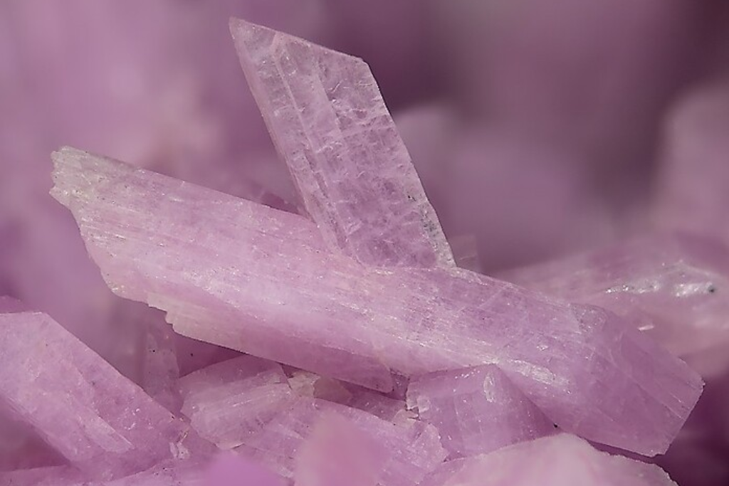 Pink Inesite